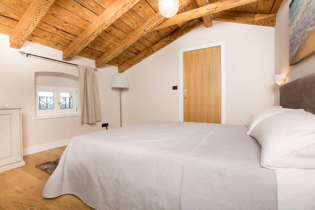 Bed And Breakfast Villa Maria Ловран Екстериор снимка
