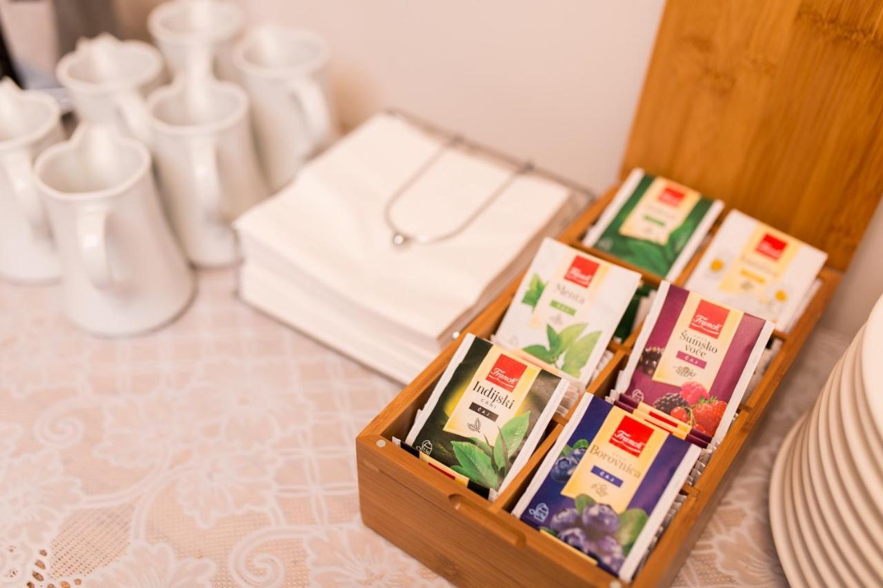 Bed And Breakfast Villa Maria Ловран Екстериор снимка