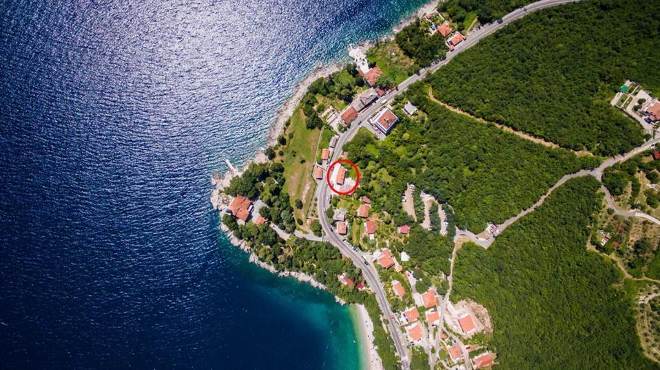 Bed And Breakfast Villa Maria Ловран Екстериор снимка